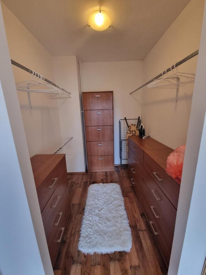 Hawaii- 2 Bdr, Arena, Sava Centar, Free Parking Leilighet Beograd Eksteriør bilde