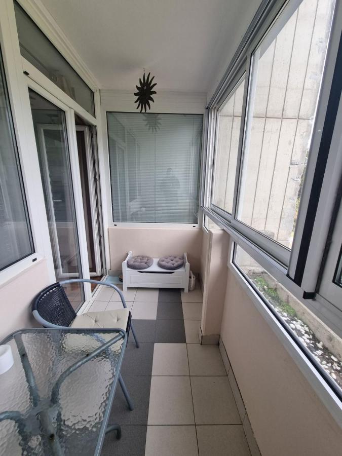 Hawaii- 2 Bdr, Arena, Sava Centar, Free Parking Leilighet Beograd Eksteriør bilde